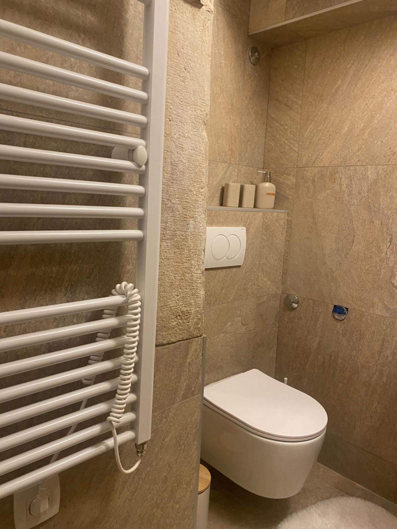 Diokletian'S Golden Nest Apartment สปลิท ภายนอก รูปภาพ